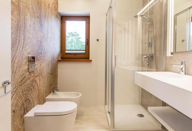 1 Bedroom Apartment Mountain View, Royal Hill Residence