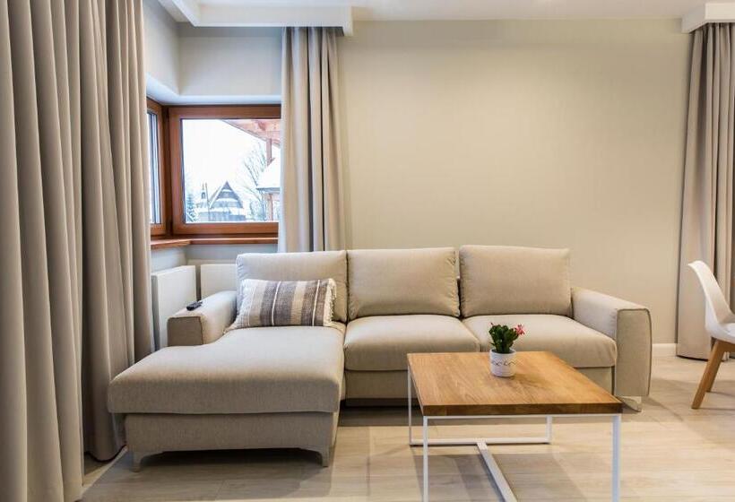 带1个卧室的高级公寓, Royal Hill Residence