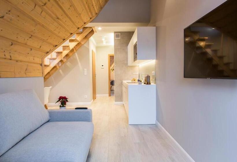 带1个卧室带观景的公寓, Royal Hill Residence