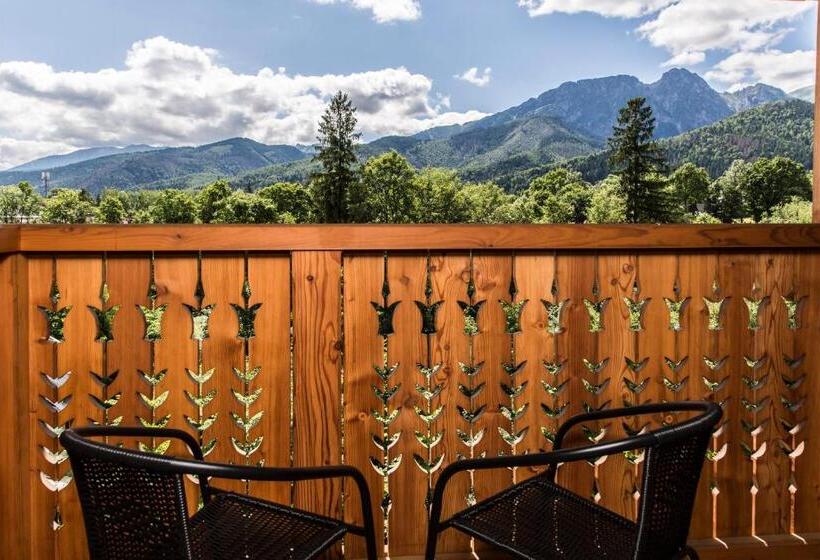 标准工作室, Royal Hill Residence