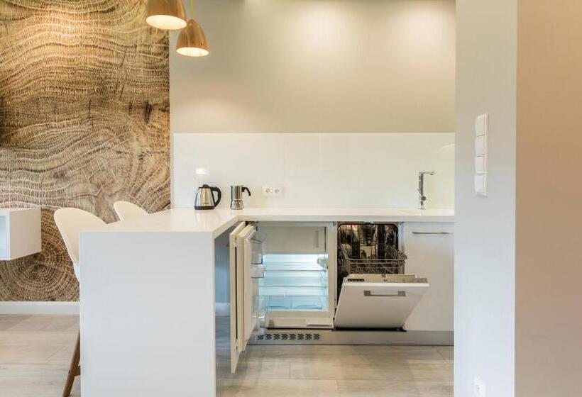 标准工作室, Royal Hill Residence