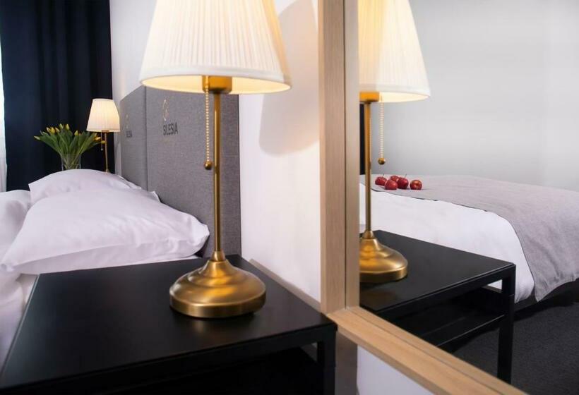 Huoneisto 1 Makuuhuone, Silesia Apartments