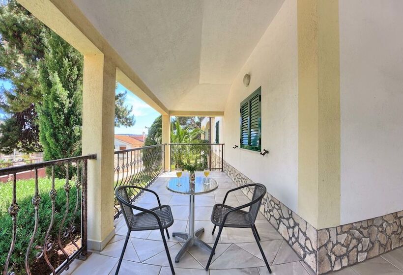 חדר דלוקס צדדי נוף לים, Apartments Ruzmarin