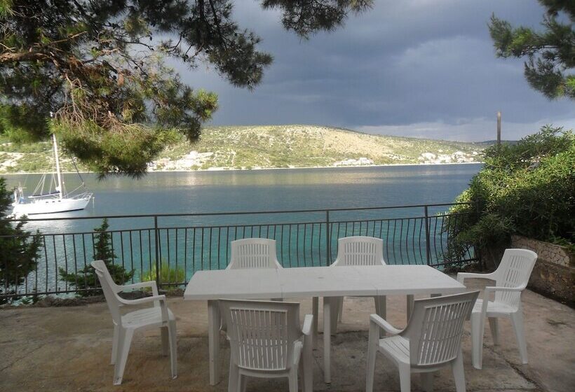 דירת נוחות 3 חדרים, Apartments Ruzmarin