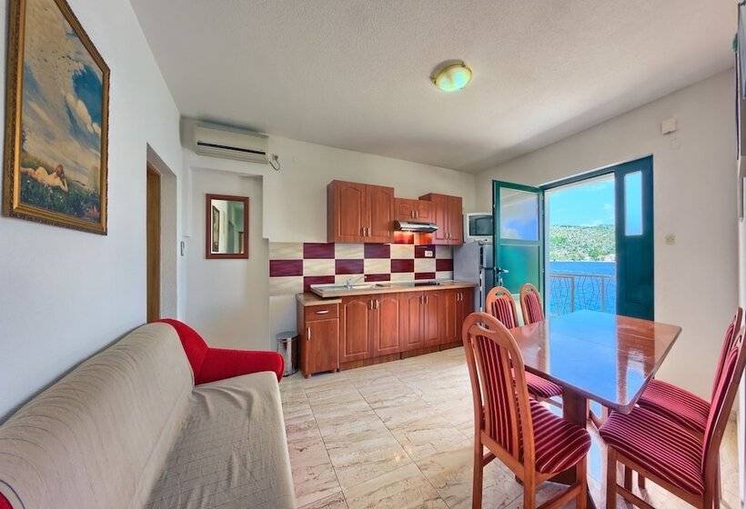 דירת נוחות 3 חדרים, Apartments Ruzmarin