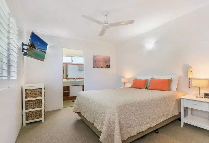 1 Bedroom Penthouse Apartment, Bali Hai Apartments Noosa