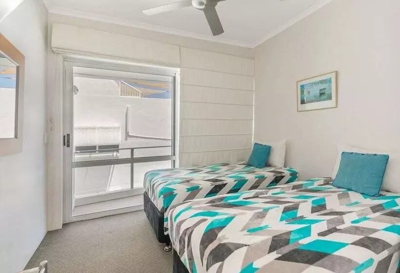 آپارتمان 2 خوابه با چشم‌انداز دریا, Bali Hai Apartments Noosa