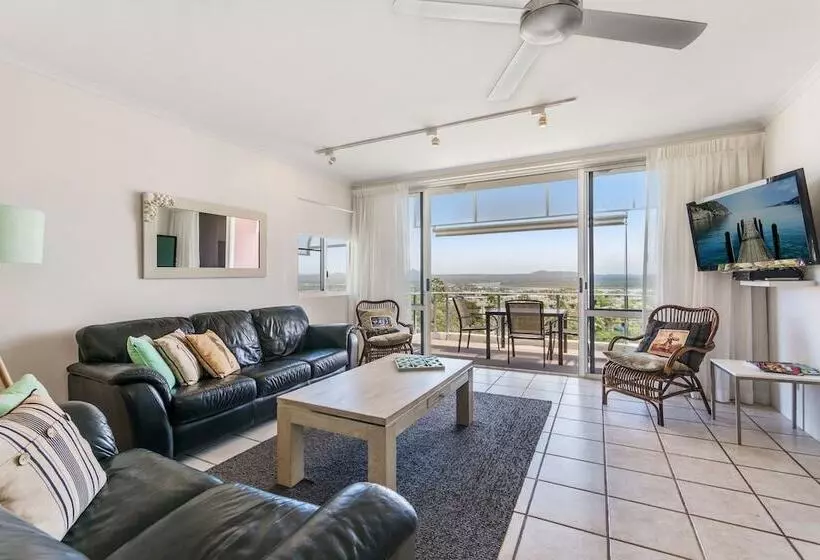 1 Bedroom Penthouse Apartment, Bali Hai Apartments Noosa