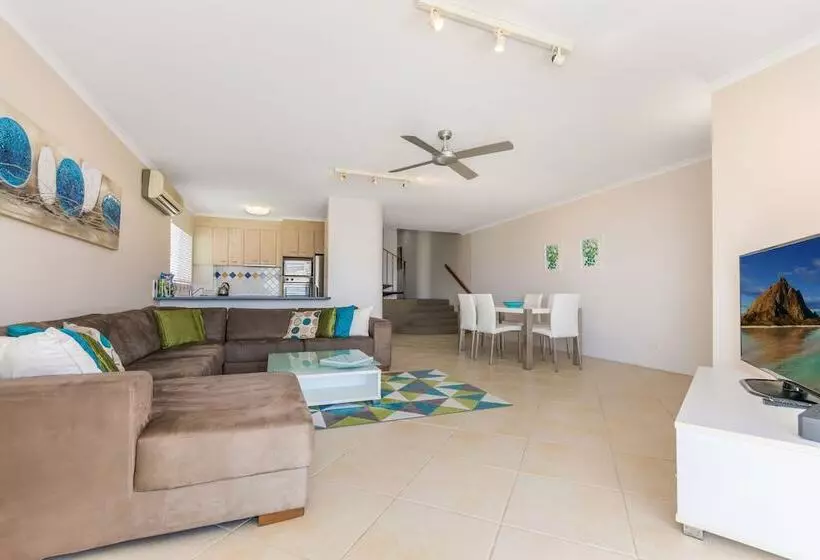1 Bedroom Penthouse Apartment, Bali Hai Apartments Noosa