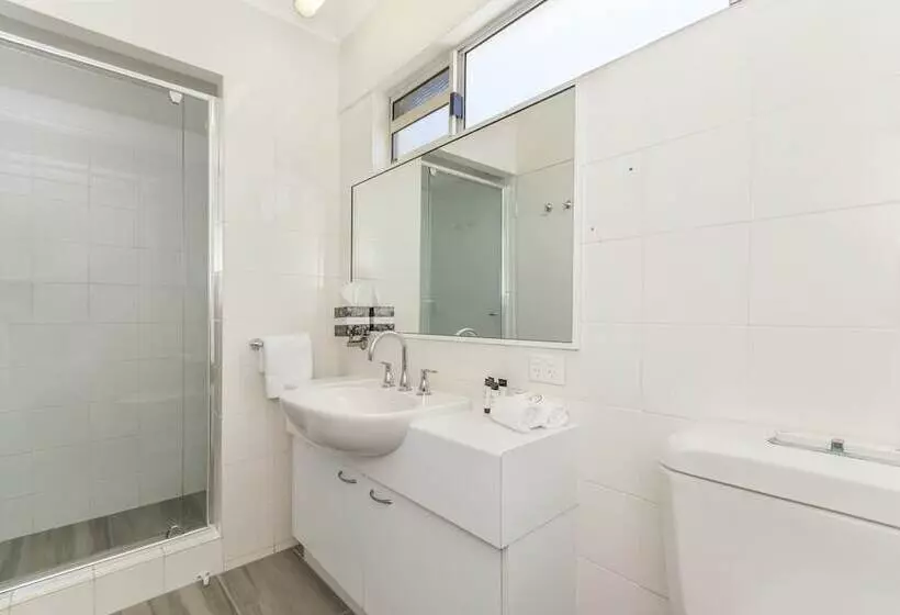 آپارتمان 2 خوابه با چشم‌انداز دریا, Bali Hai Apartments Noosa