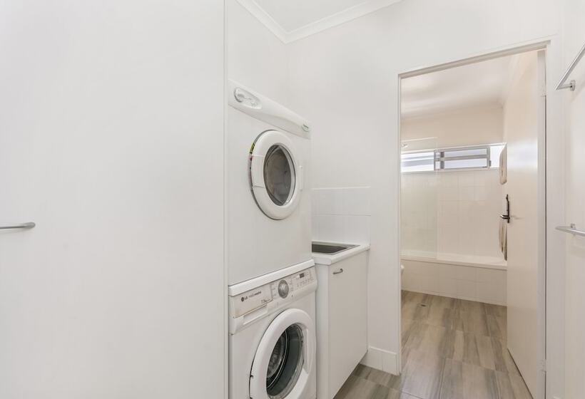 침실 2개 바다 전망 아파트, Bali Hai Apartments Noosa