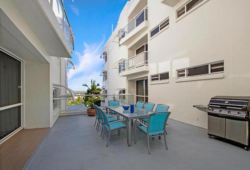 2 Bedroom Apartment with Views, Bali Hai Apartments Noosa