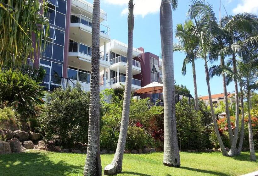 2 Bedroom Apartment with Views, Bali Hai Apartments Noosa