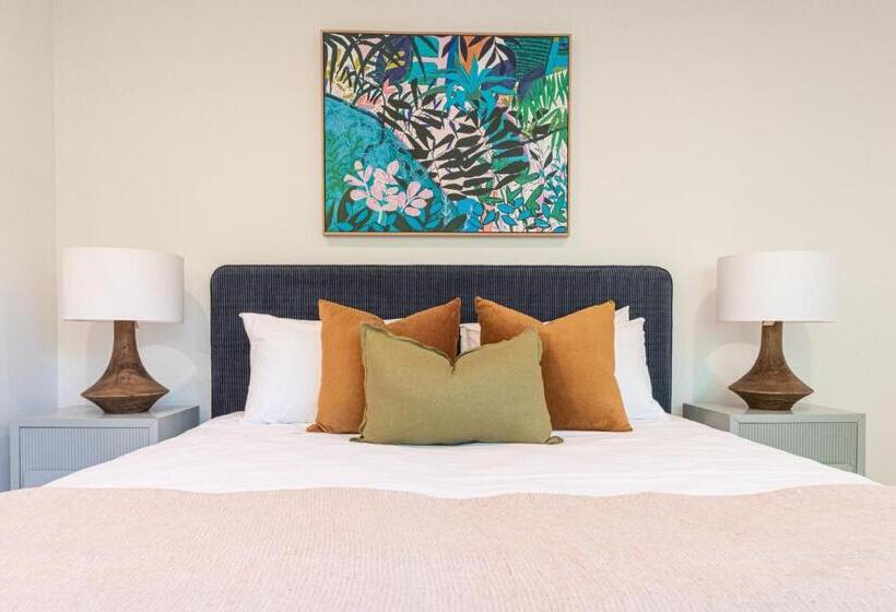 Апартаменты 1 Спальня с Террасой Вид на Море, Bali Hai Apartments Noosa