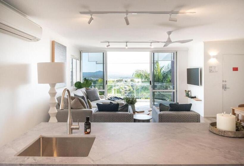 Апартаменты 1 Спальня с Террасой Вид на Море, Bali Hai Apartments Noosa