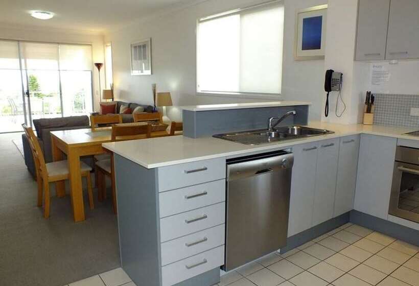 침실 3개 아파트, Pacific Marina Apartments