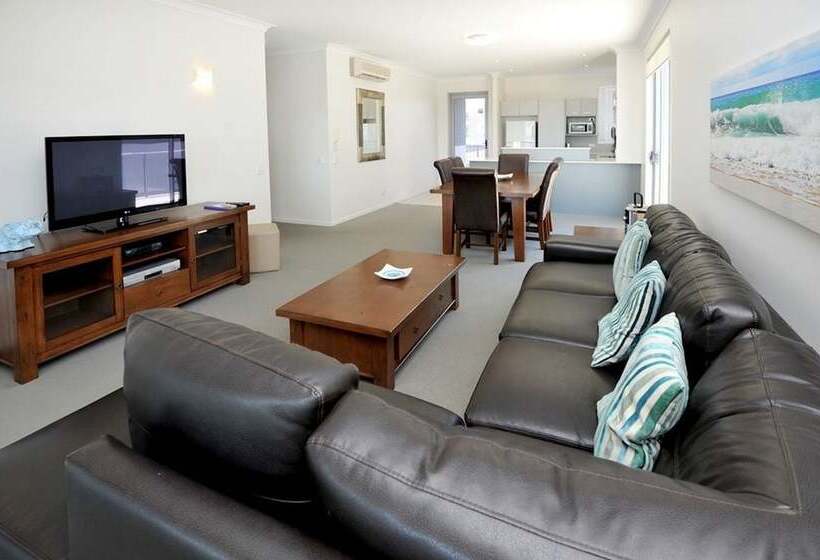 침실 2개 아파트, Pacific Marina Apartments