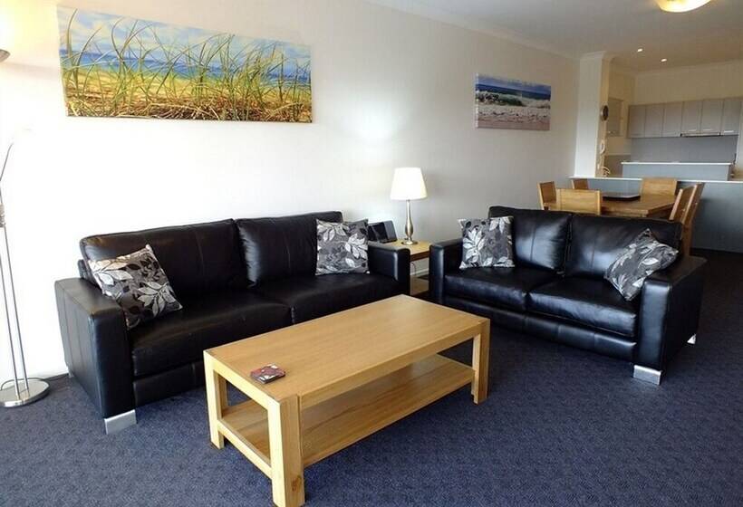 침실 2개 아파트, Pacific Marina Apartments