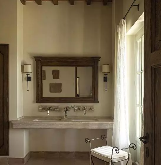 ガーデンビューの１ベッドルームビラ, Castello Di Casole, A Belmond Hotel, Tuscany