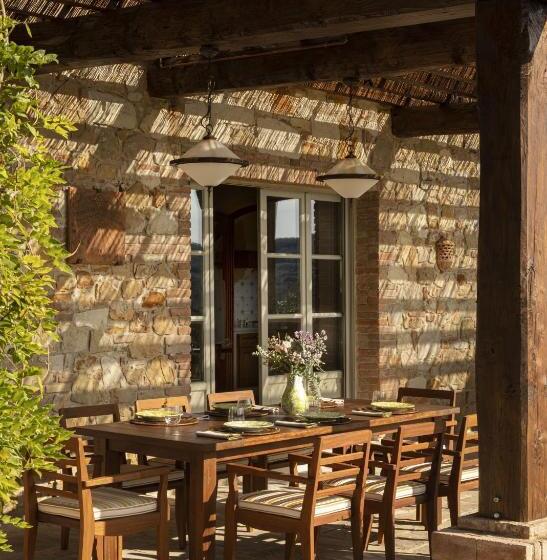 ガーデンビューの１ベッドルームビラ, Castello Di Casole, A Belmond Hotel, Tuscany