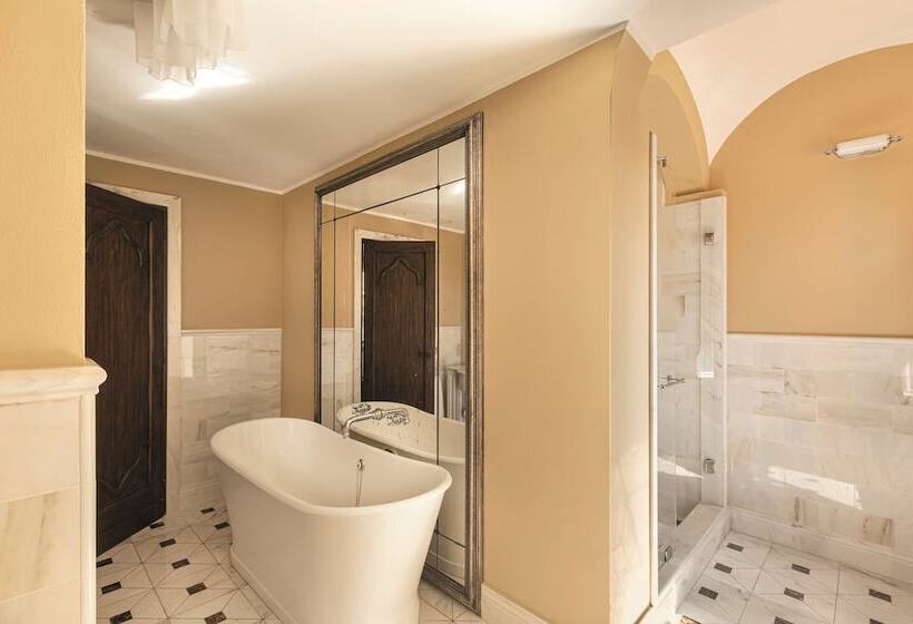 デラックススイート, Castello Di Casole, A Belmond Hotel, Tuscany