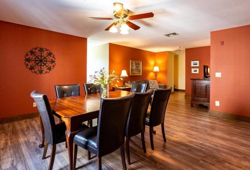 디럭스 스위트, Artists Colony