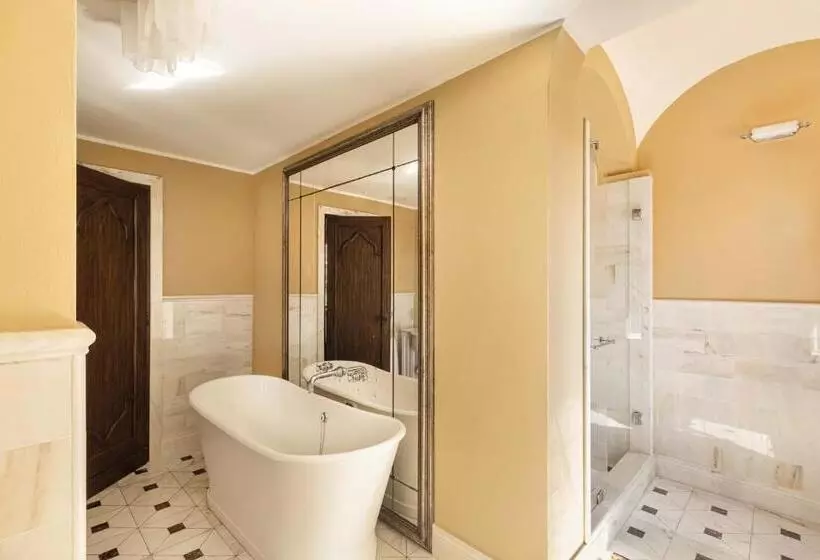 デラックスジュニアスイート, Castello Di Casole, A Belmond Hotel, Tuscany