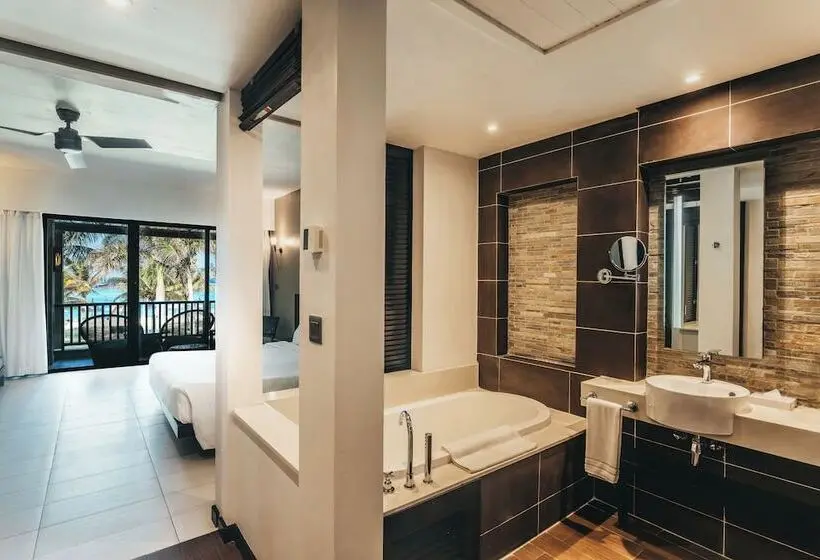 اتاق پرمیوم با چشم‌انداز دریا, Crystals Beach Resort Belle Mare, A Member Of Radisson Individuals