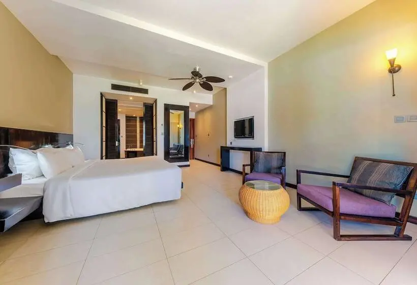 اتاق پریمیوم با چشم‌انداز باغ, Crystals Beach Resort Belle Mare, A Member Of Radisson Individuals
