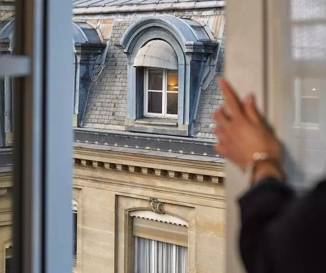 スーペリアールーム, Le Pavillon Des Lettres