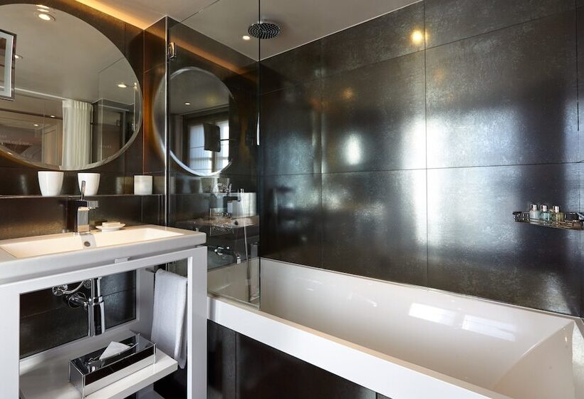 デラックスルーム, Le Pavillon Des Lettres