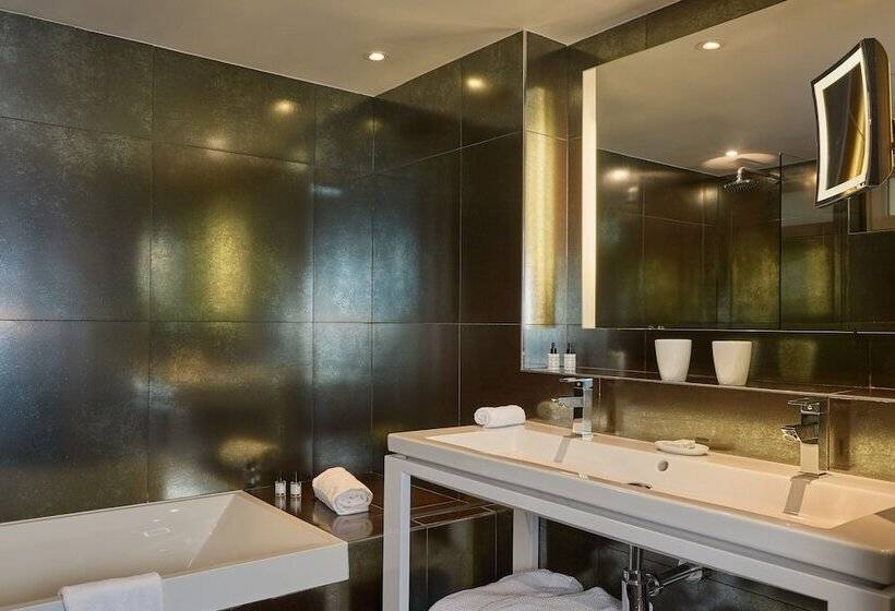 디럭스 룸, Le Pavillon Des Lettres