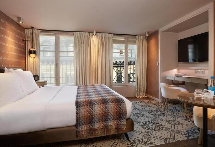 デラックスルーム, Le Pavillon Des Lettres