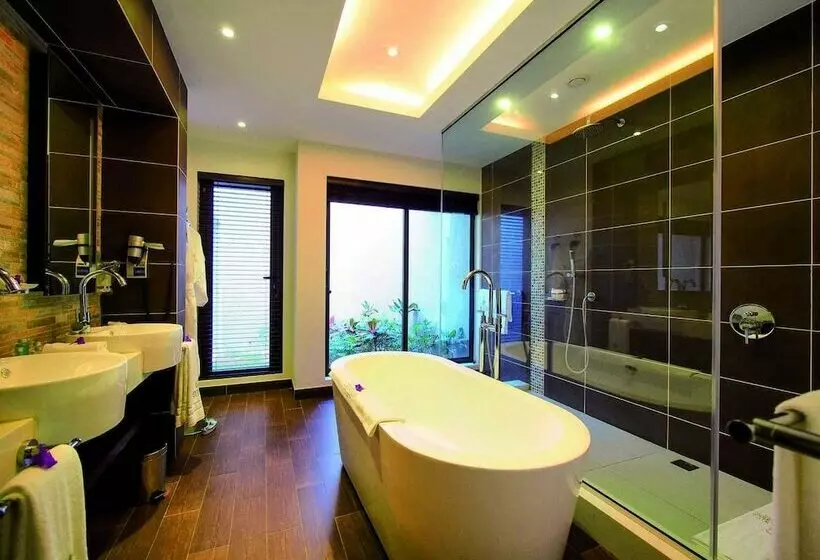 اتاق لوکس خانوادگی, Crystals Beach Resort Belle Mare, A Member Of Radisson Individuals