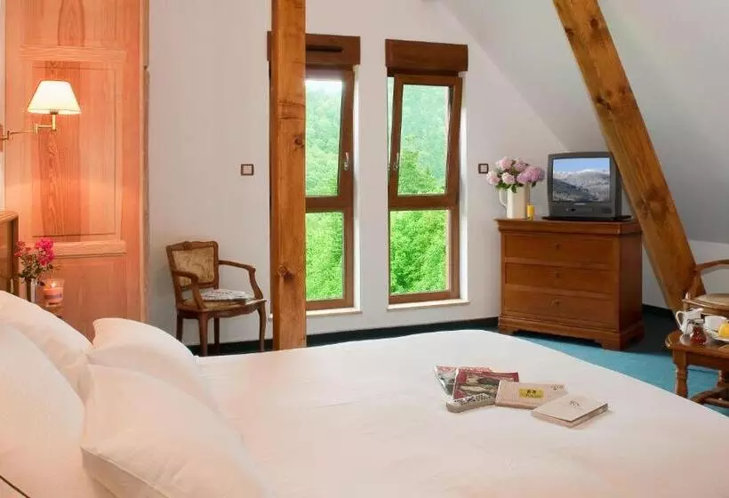 Suite, Neuhauser