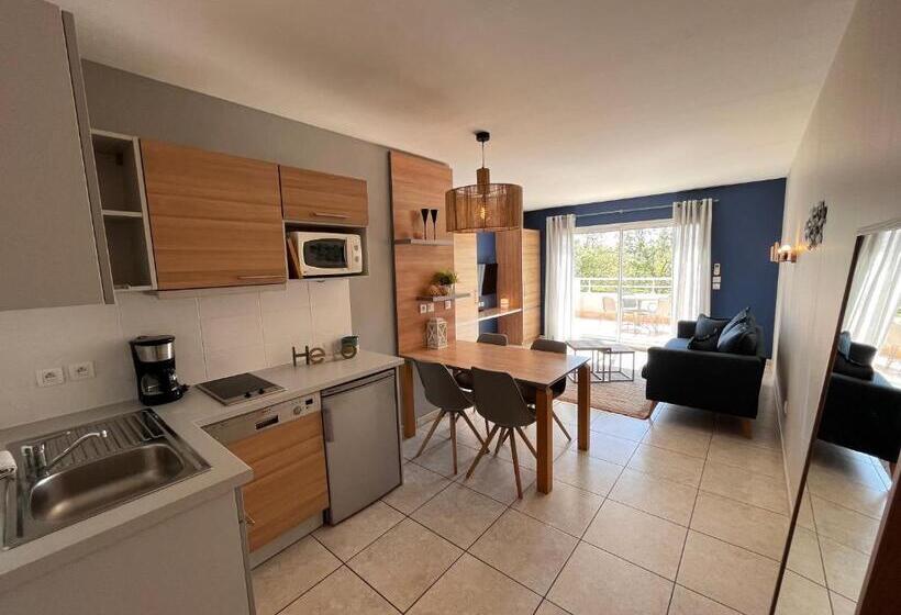 Апартаменты 1 Спальня, Résidence Hôtelière Natureva & Spa