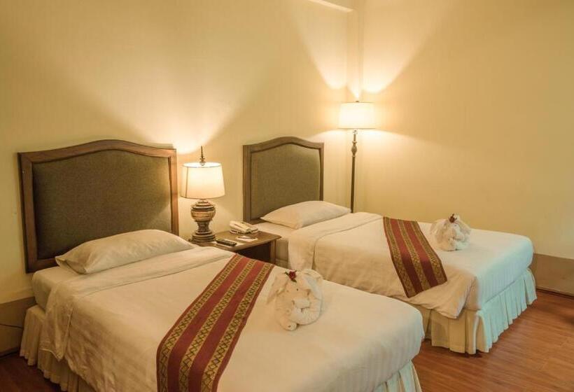 اتاق استاندارد, Shwe Ingyinn