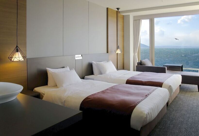 غرفة قياسية مطلّة علي البحيرة, Lake Saroma Tsuruga Resort