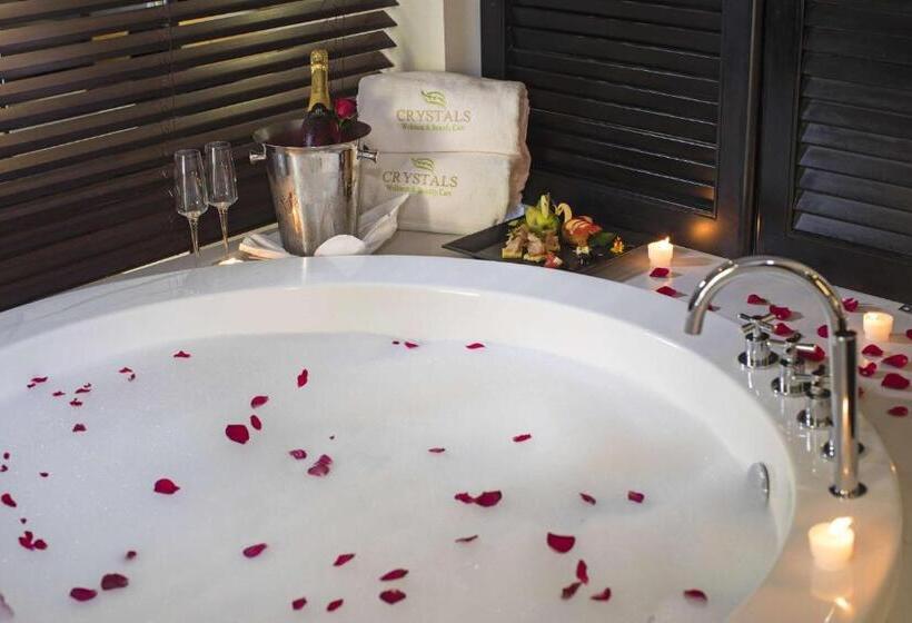 Junior Süit, Crystals Beach Resort Belle Mare, A Member Of Radisson Individuals