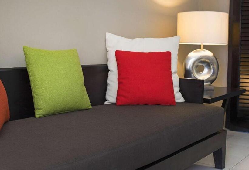 Junior Süit, Crystals Beach Resort Belle Mare, A Member Of Radisson Individuals