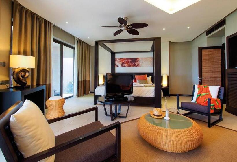 Delüks Aile Odası, Crystals Beach Resort Belle Mare, A Member Of Radisson Individuals