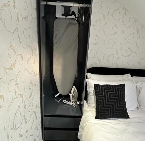 اتاق استاندارد با سرویس بهداشتی مشترک, Abbotsford Guest House