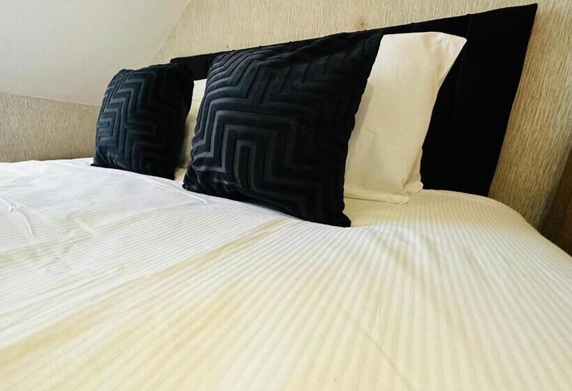 اتاق استاندارد با سرویس بهداشتی مشترک, Abbotsford Guest House