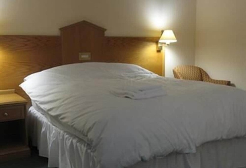 غرفة قياسية, Hazelwood House