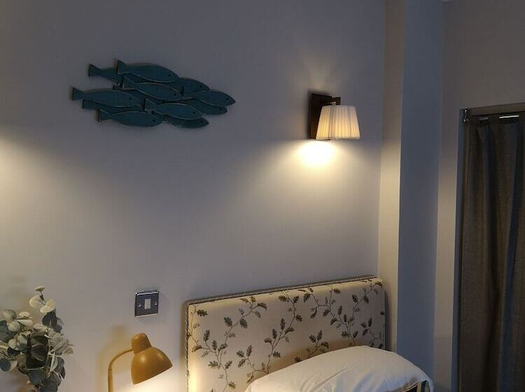 Номер Стандарт Индивидуальный, Old Borough Arms