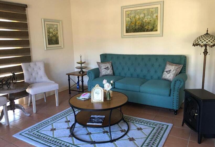 套房带泳池景, Villa Provence