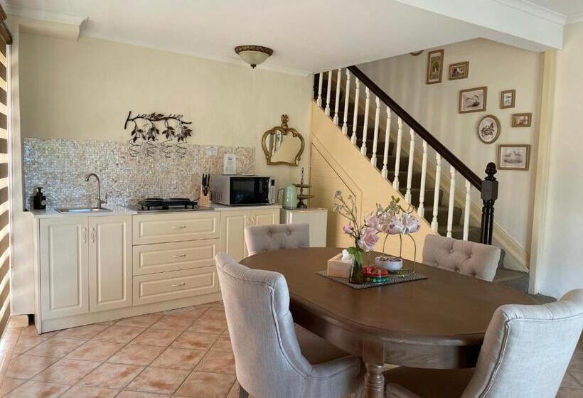 带露台的套间, Villa Provence