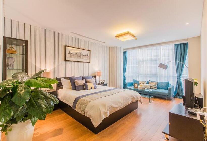 جناح عائلي, Westlake Service Apartment