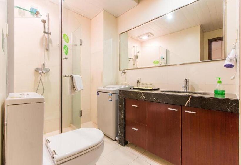 جناح عائلي, Westlake Service Apartment