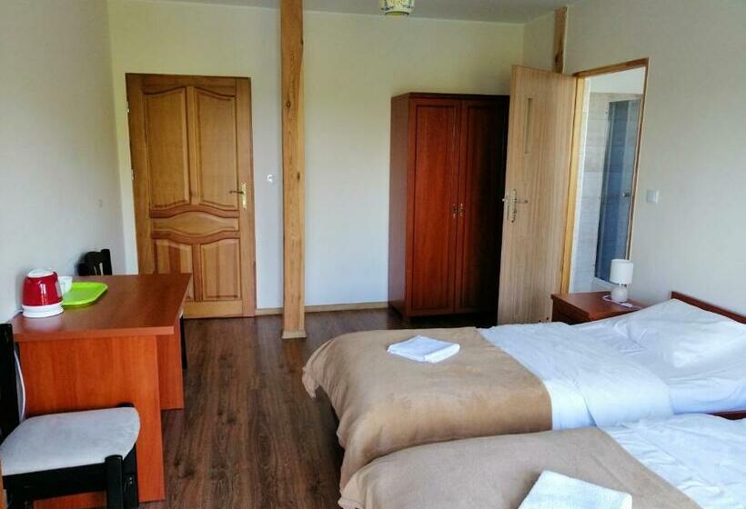 스탠다드 발코니 룸, Restauracja Teo